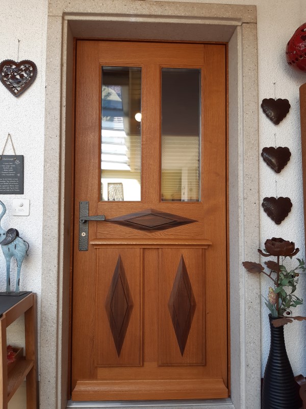 T-F-Hauseingangstuer-3